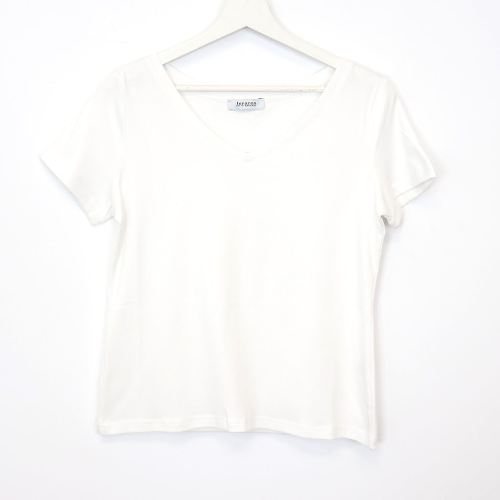 Camiseta Básica Pico Blanca