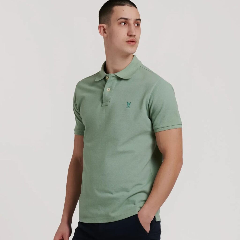 Polo Liso Premium Logo Verde Te