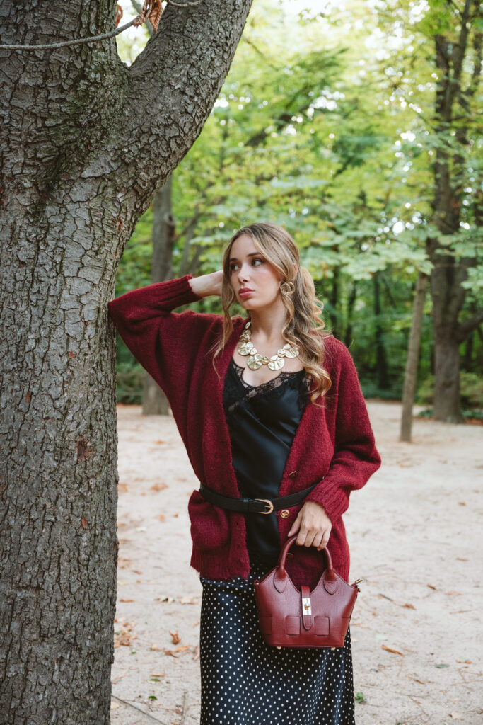 Lencera Asimétrica Negra