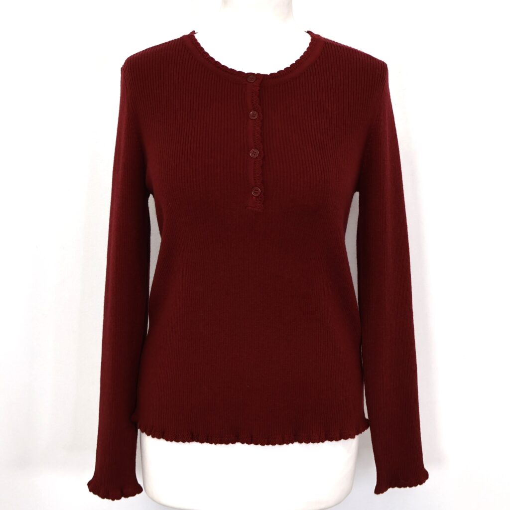 Camiseta Botones Burdeos