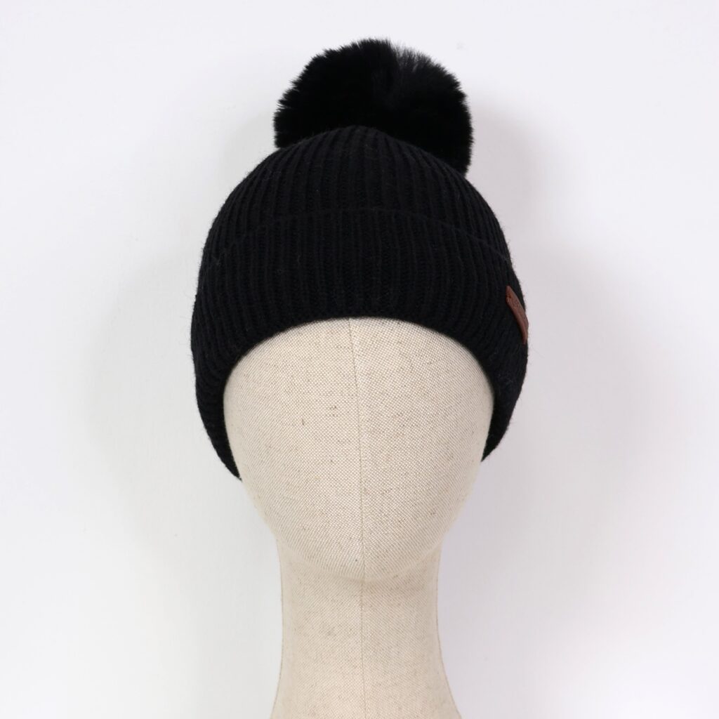 Gorro Pompón Polar Negro