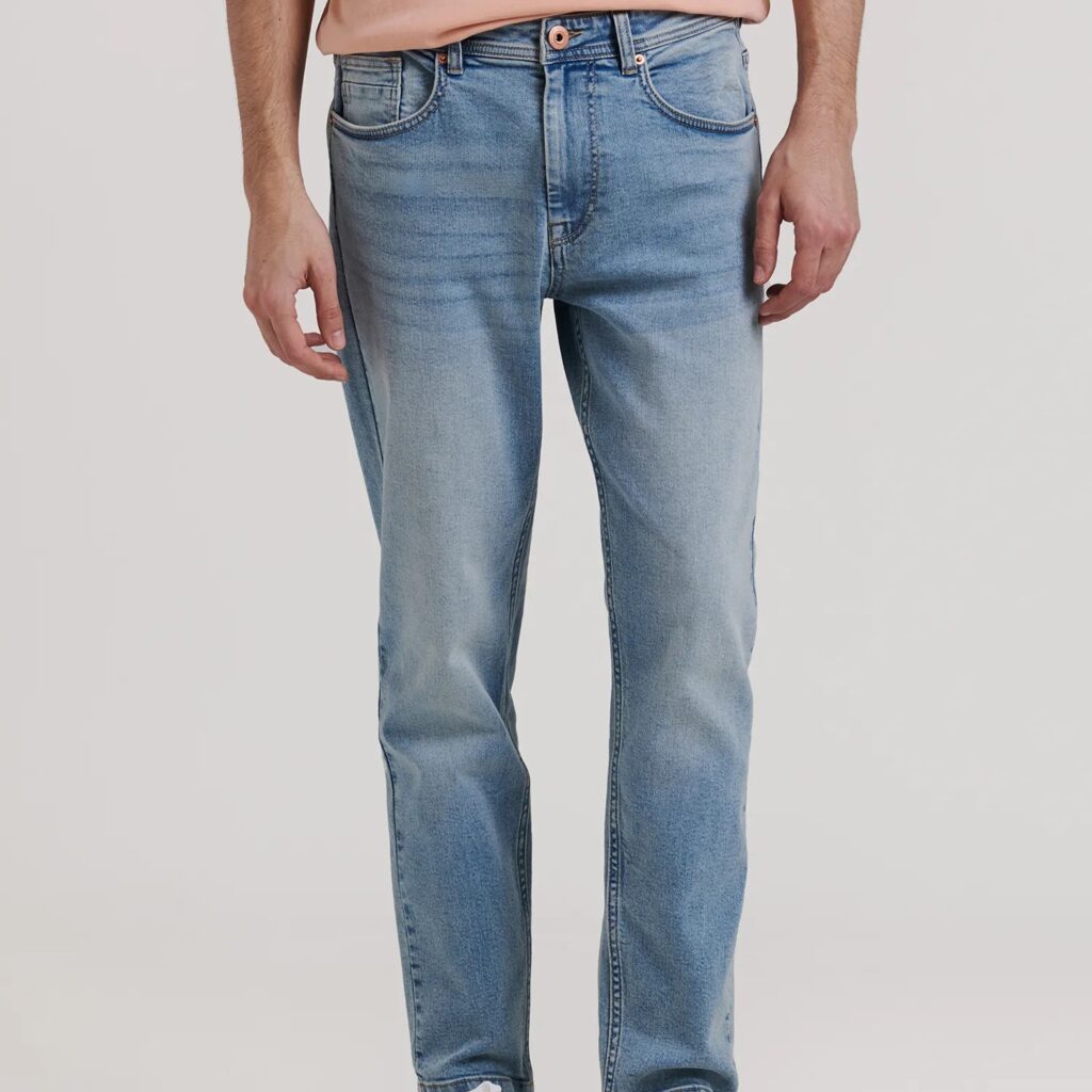 Pantalón Vaquero Confort Fit Medio