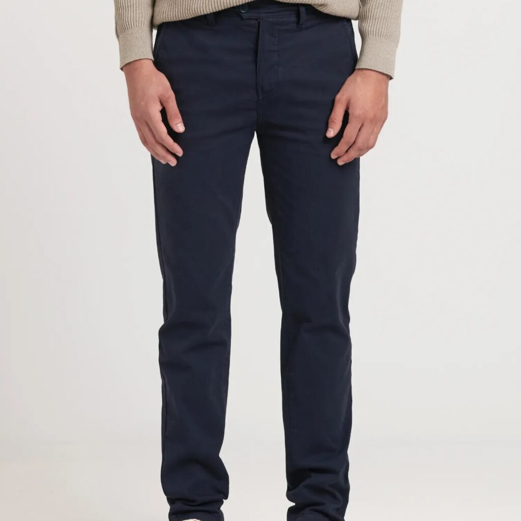 Pantalón Chino Basic Marino Z00
