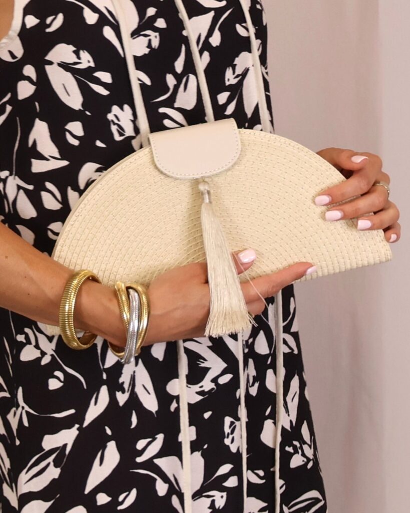 Bolso Sobre Borla Rafia Natural Claro