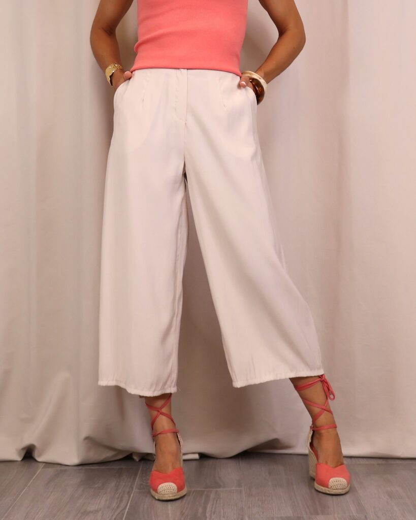 Pantalón Cropped Beige