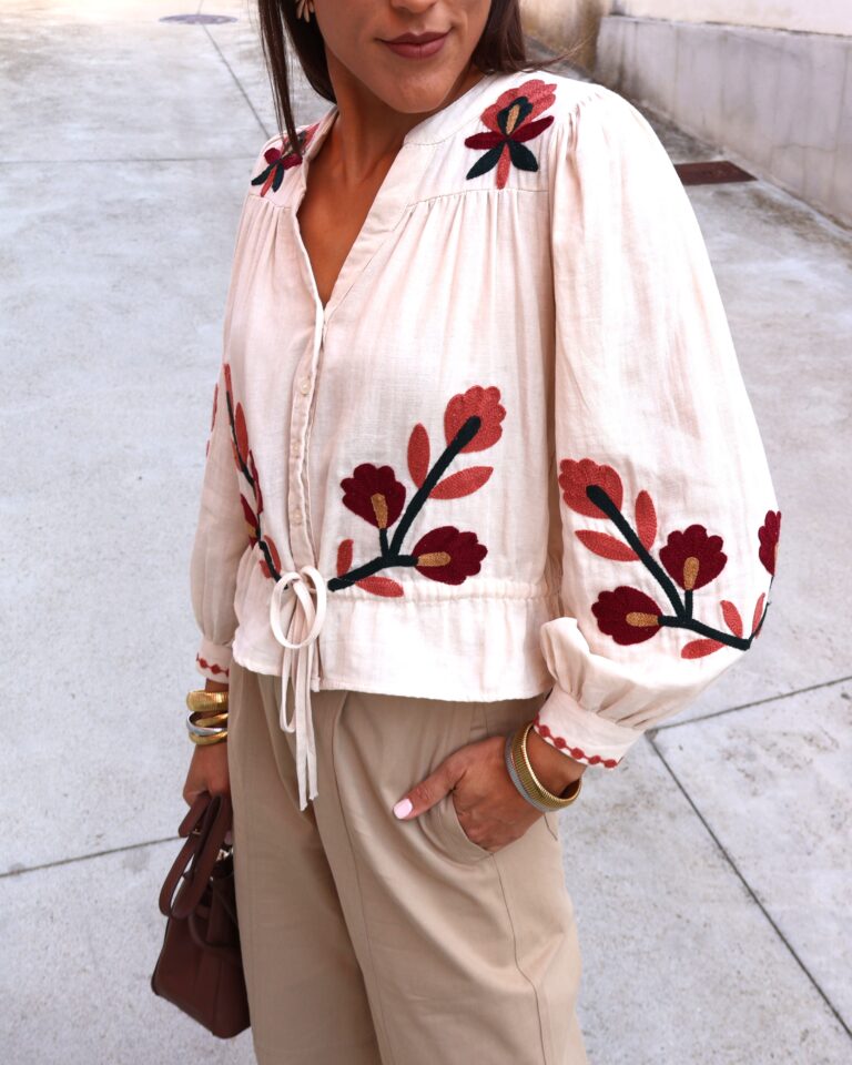 Blusa Bordada Floral