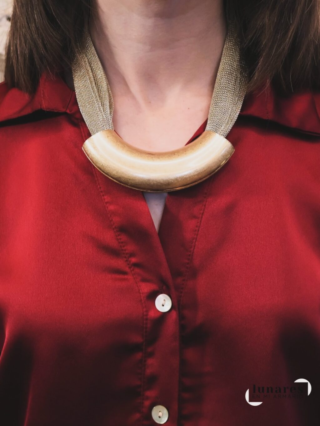 Instagram post from lunaresenmiarmario. This post is in position 5.