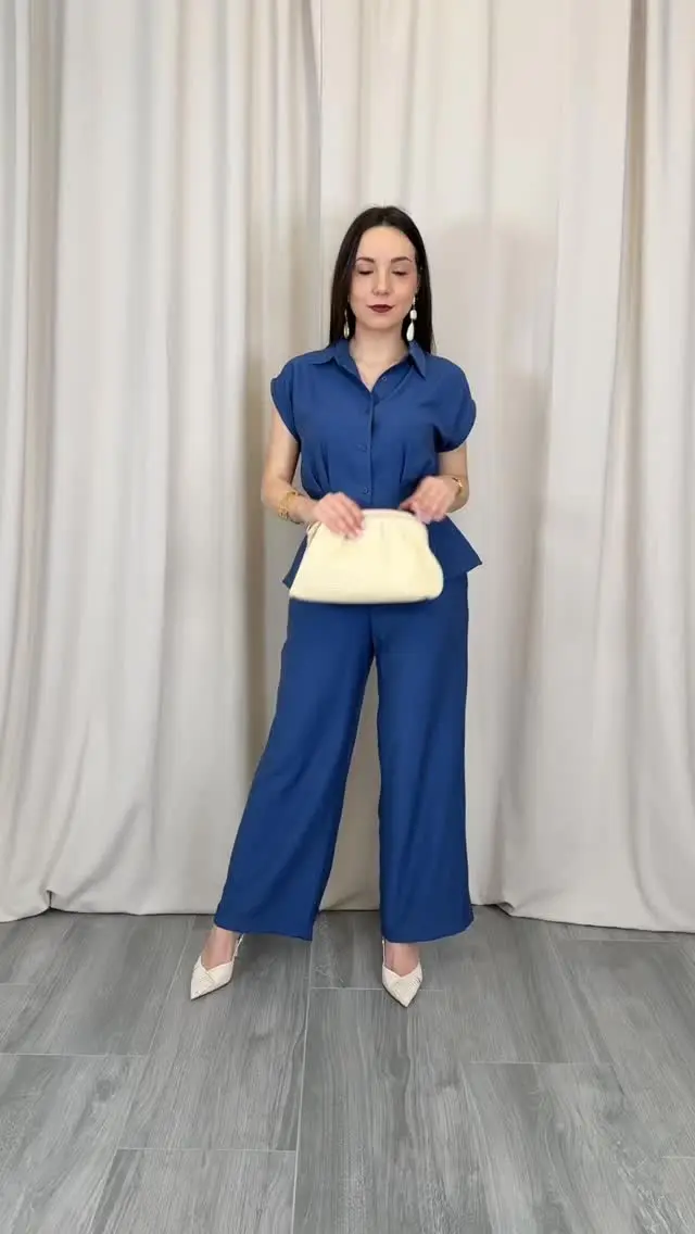 Instagram post from lunaresenmiarmario. This post is in position 1.